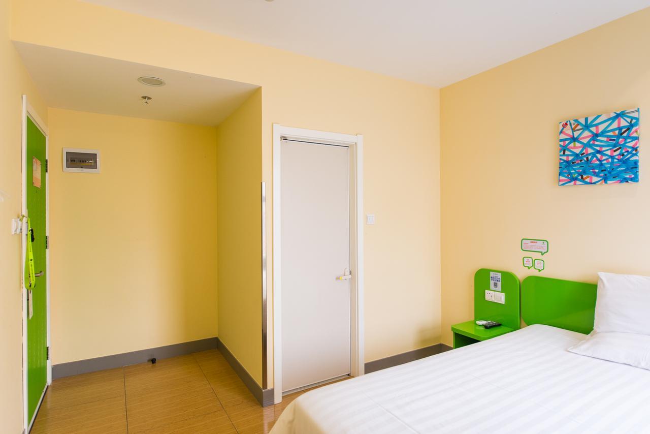 Hi Inn Shanghai Shibei Industrial Park מראה חיצוני תמונה
